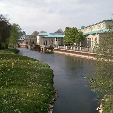 Gala, Ruhige Lage, Stadtnah Apartment *